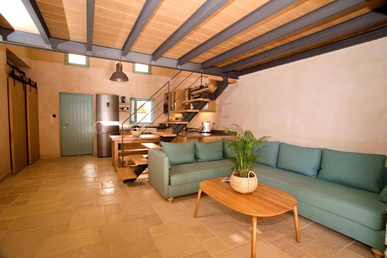 Petra Boutique Villas Arginonda Ngoại thất bức ảnh