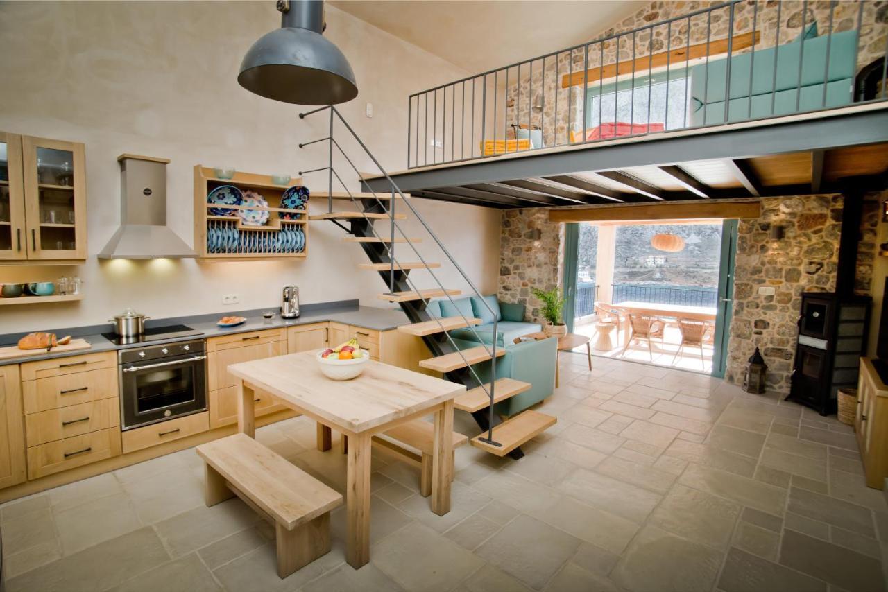 Petra Boutique Villas Arginonda Ngoại thất bức ảnh